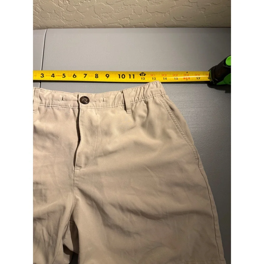 Chubbies Everywear Shorts Mens Medium Khaki Tan 6 Inch Inseam Stretch Casual